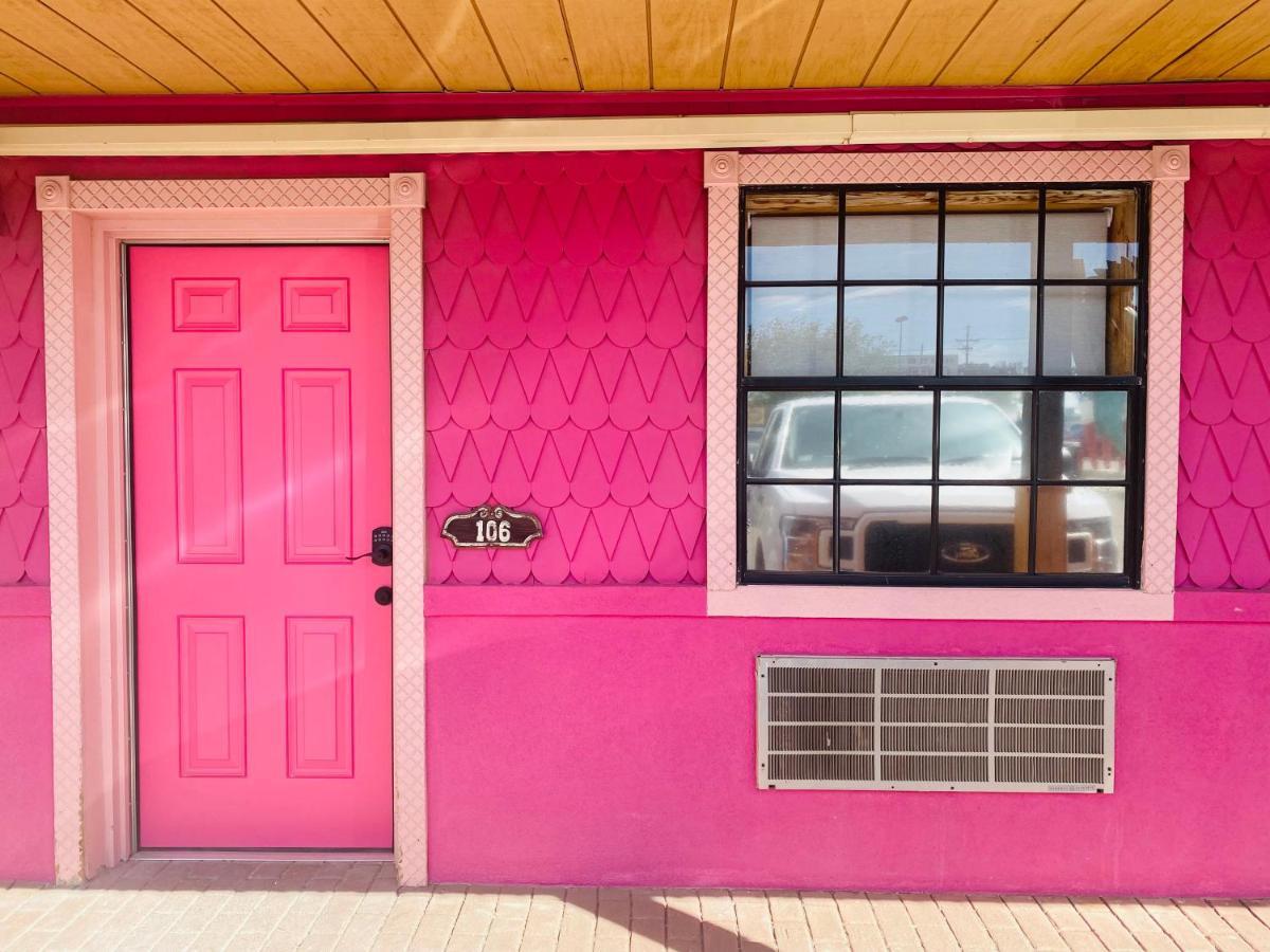 The Big Texan Motel Amarillo Exterior photo